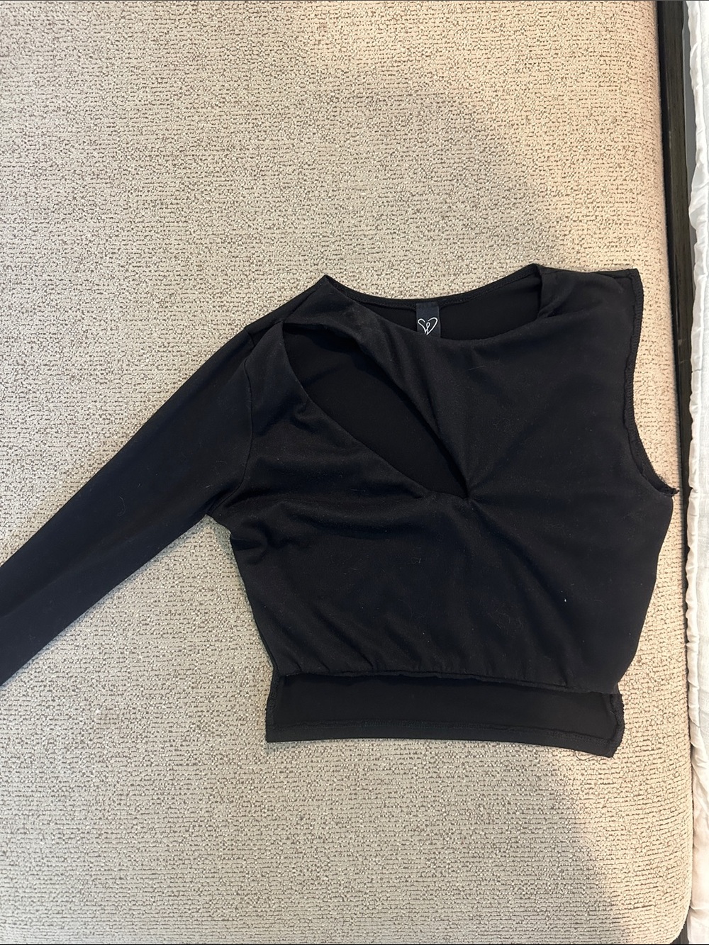 Windsor Black One-Shoulder Cropped Top